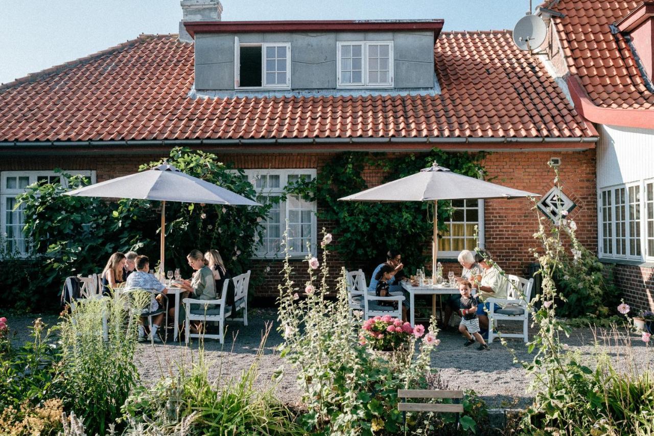 Langebjerg Pension & Spisested Guest house 3*